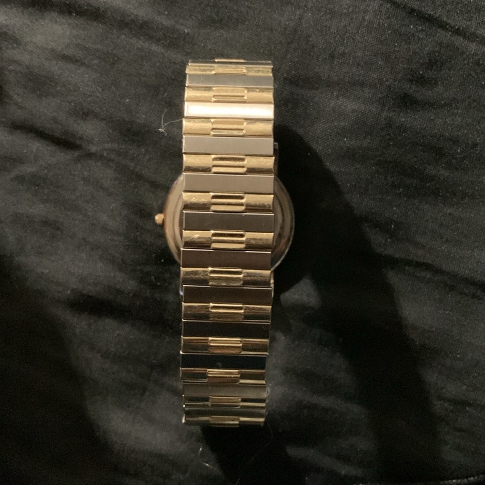Women’s Cenere Watch - Picture 3 of 3